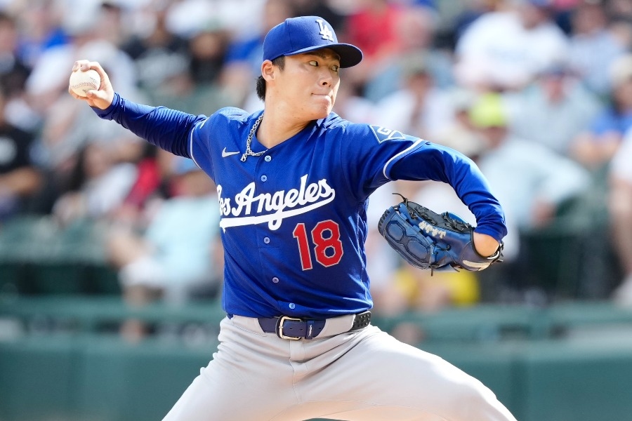 山本由伸8局2出局前完全比賽 道奇Mookie Betts失誤破功