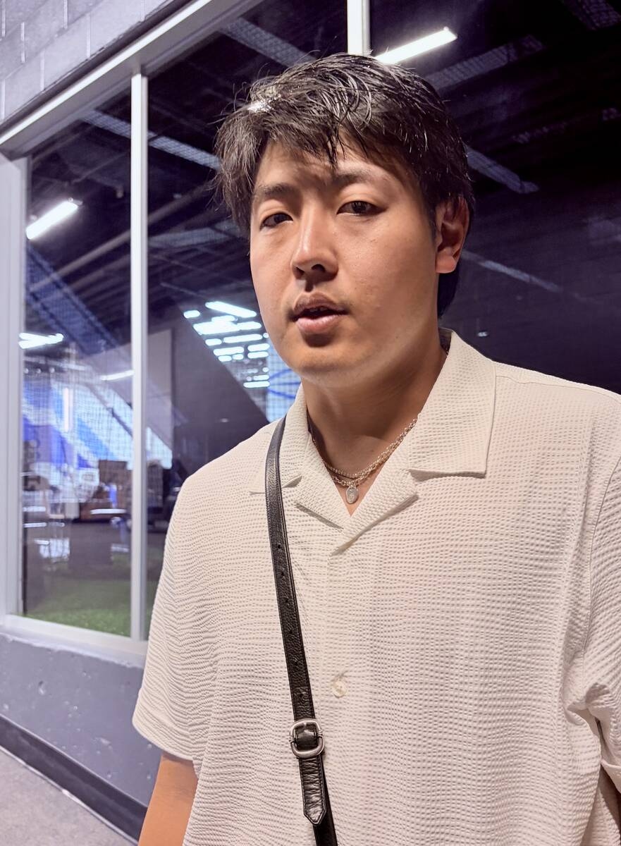 岡本和真2戰連發敲15號 低角度陽春砲照樣飛出牆