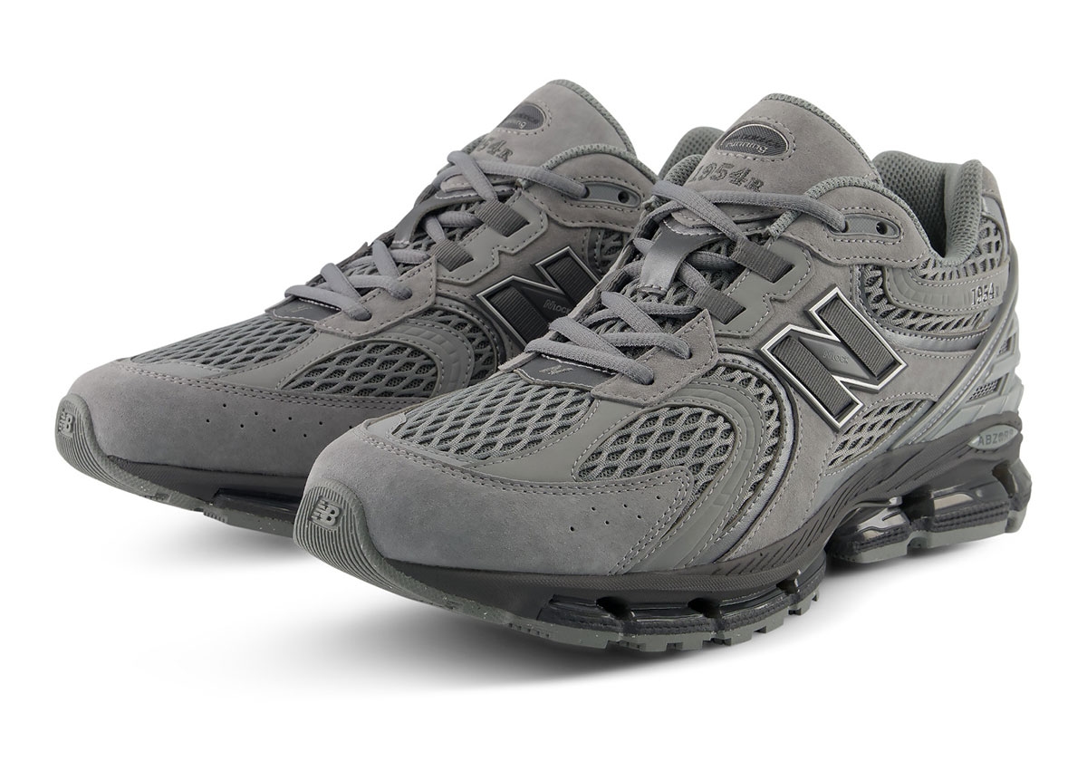 New Balance 1954R 首度曝光：2002 大底上身、1906R 影子貫穿