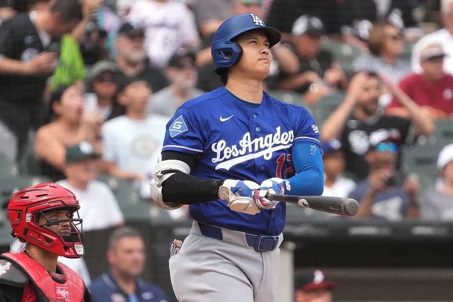 大谷翔平首局敲本季第14轟 白襪村上宗隆在休息區表情被拍到
