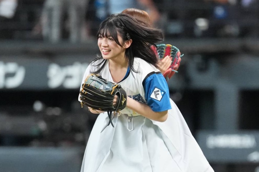 日本火腿3比0完封DeNA Love Live聲優開球一好一歪成焦點