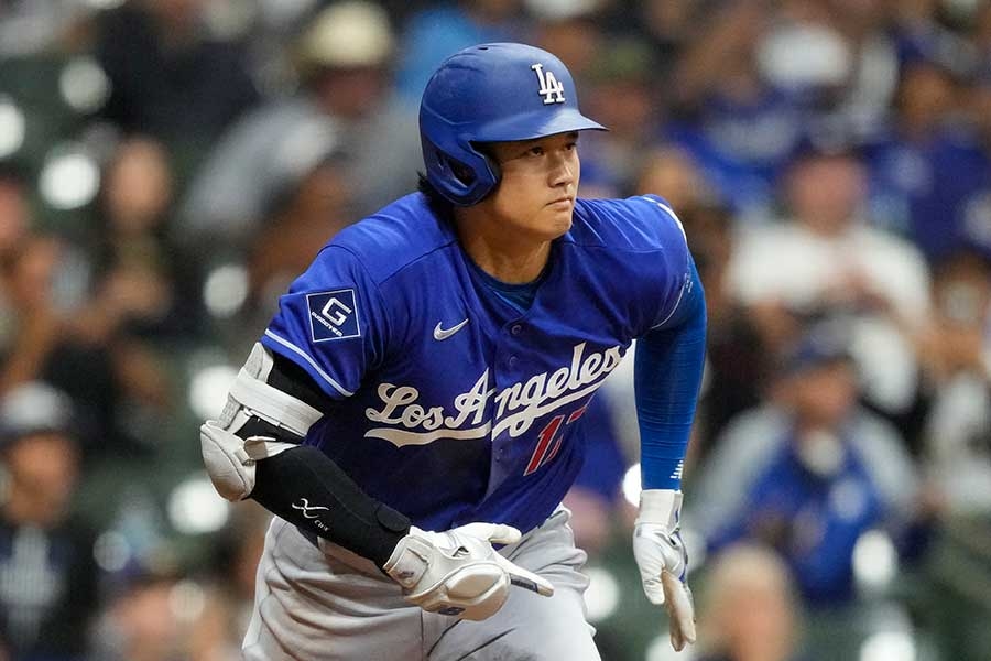 大谷翔平敲13號轟卻提前退場 道奇證實左膝發炎